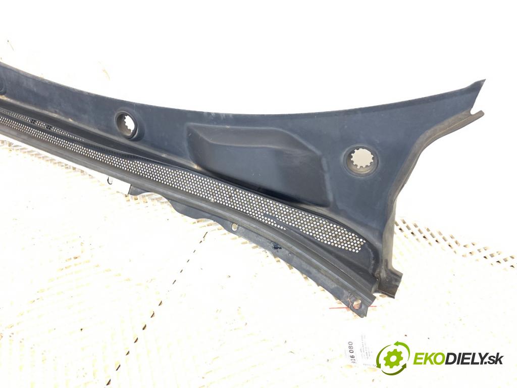 OPEL INSIGNIA B Kombi 2021 128 kW 2.0 CDTi (35) 1995 Torpédo, plast pod čelné okno 39220123 (Torpédo (plast pod čelným sklom))