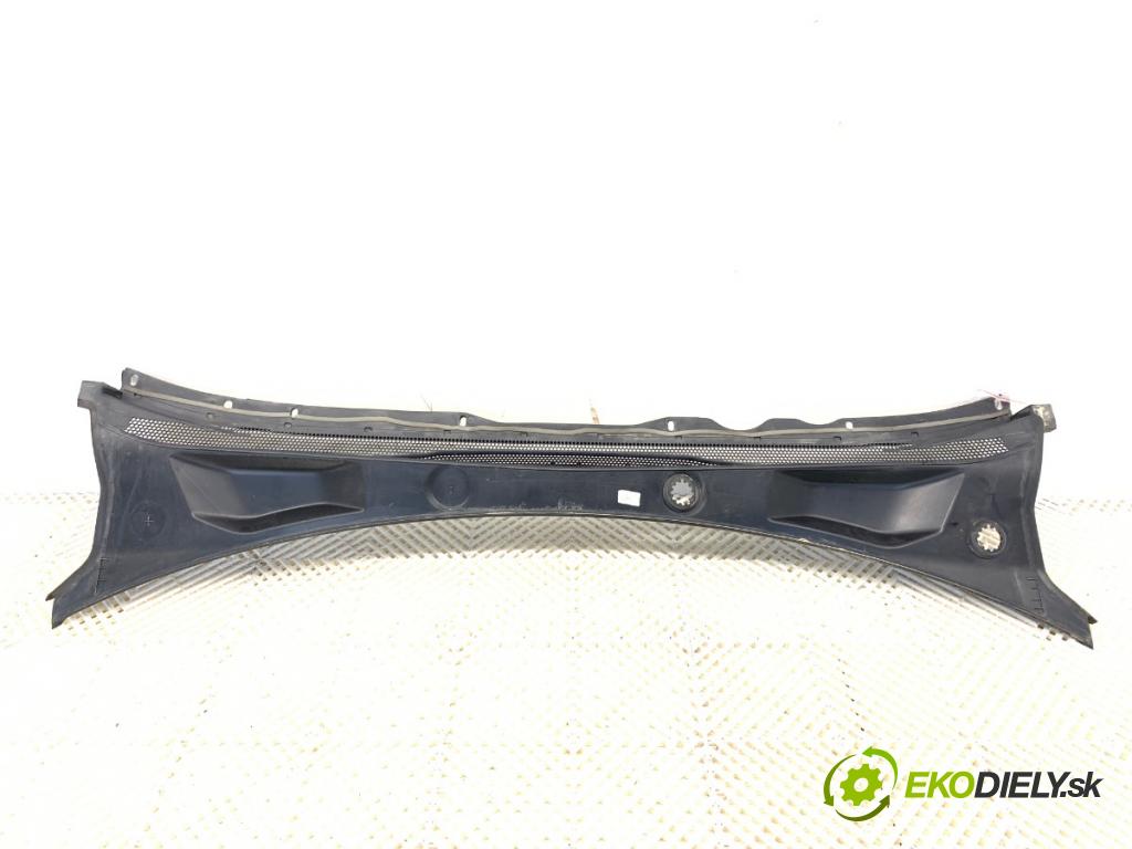 OPEL INSIGNIA B Kombi 2021 128 kW 2.0 CDTi (35) 1995 Torpédo, plast pod čelné okno 39220123 (Torpédo (plast pod čelným sklom))