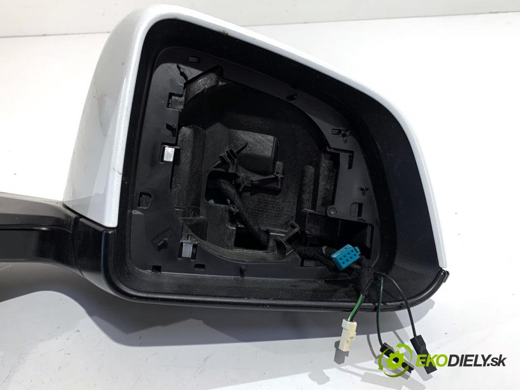 TESLA MODEL Y SUV 2024 220 kW EV Spätné zrkadlo pravy PPSW