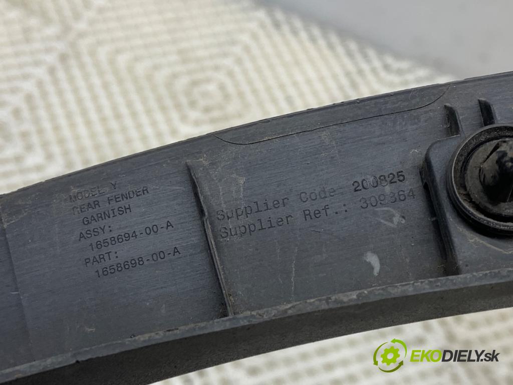 TESLA MODEL Y SUV 2024 220 kW EV Lišta blatníka pravy zad 1658694-00-A