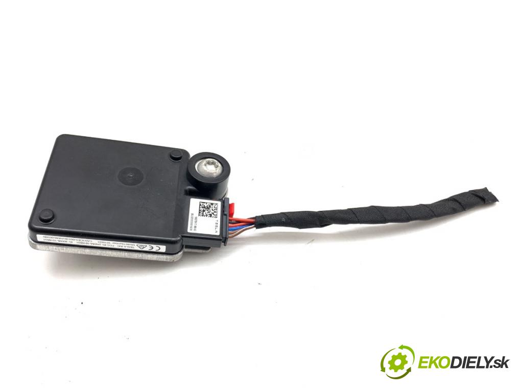 TESLA MODEL Y SUV 2024 220 kW EV  modul RADAR: senzor DISTRONIC 1607917-90-G