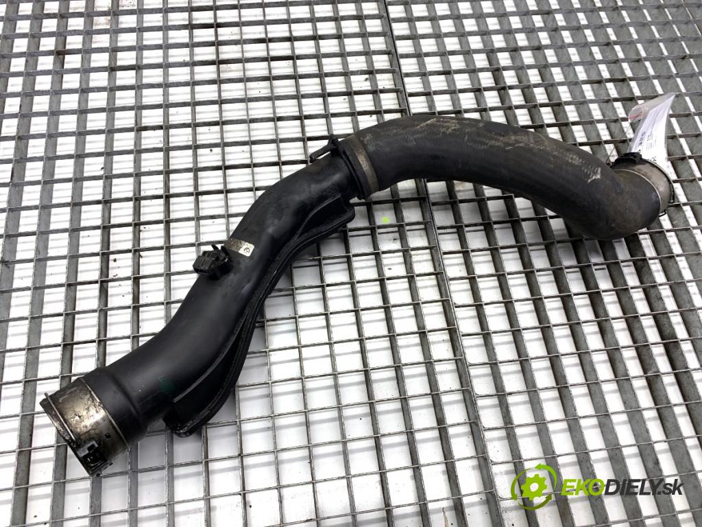 BMW F07 liftback 2011 220 kW 535 d xDrive 2993 Rúra turba 7800145