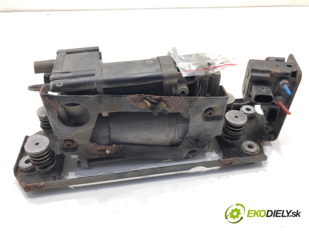 BMW F07 liftback 2011 220 kW 535 d xDrive 2993 Pumpa nápravy 6789450