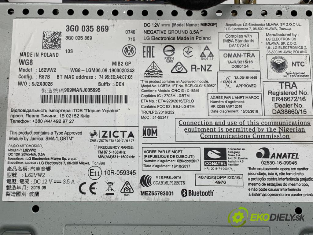 VW PASSAT B8 Kombi 2019 110 kW 2.0 TDI 1968 RADIO Displej 3G0035869