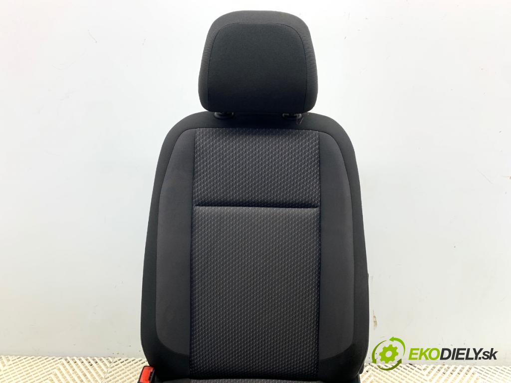 VW PASSAT B8 Kombi 2019 110 kW 2.0 TDI 1968 Sedadlo ľavy predný