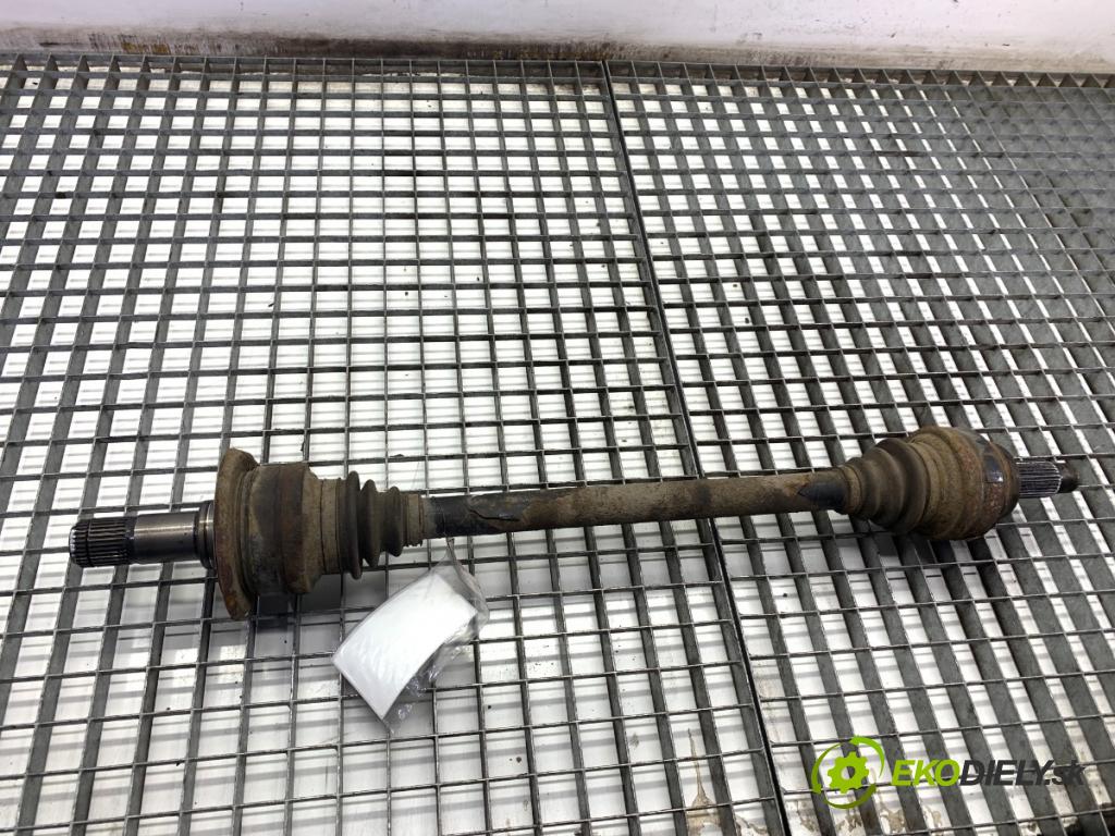 BMW F07 liftback 2011 220 kW 535 d xDrive 2993 Poloos ľavy zad 
