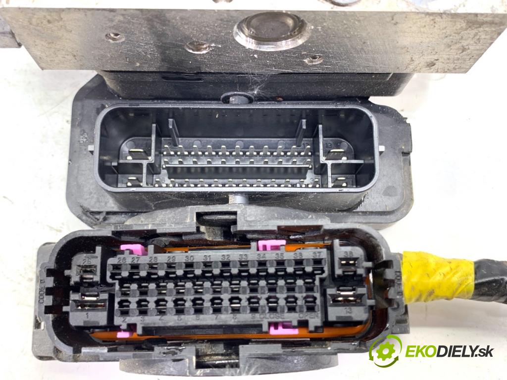 TESLA MODEL Y SUV 2024 220 kW EV Pumpa ABS 1044745-10-B (Pumpa ABS)