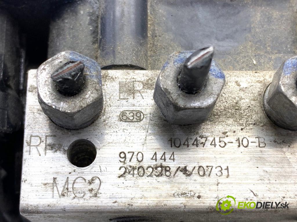 TESLA MODEL Y SUV 2024 220 kW EV Pumpa ABS 1044745-10-B (Pumpa ABS)