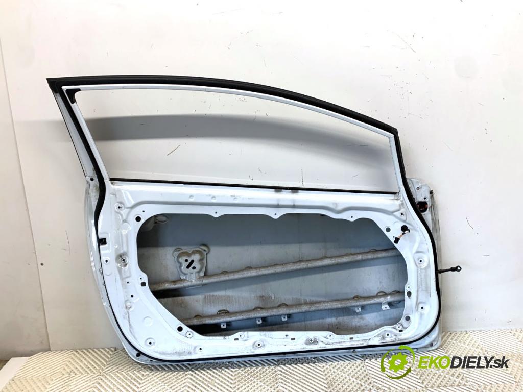 KIA CEED liftback 2013 81 kW 1.6 CRDi 110 1582 Dvere ľavy predný WD