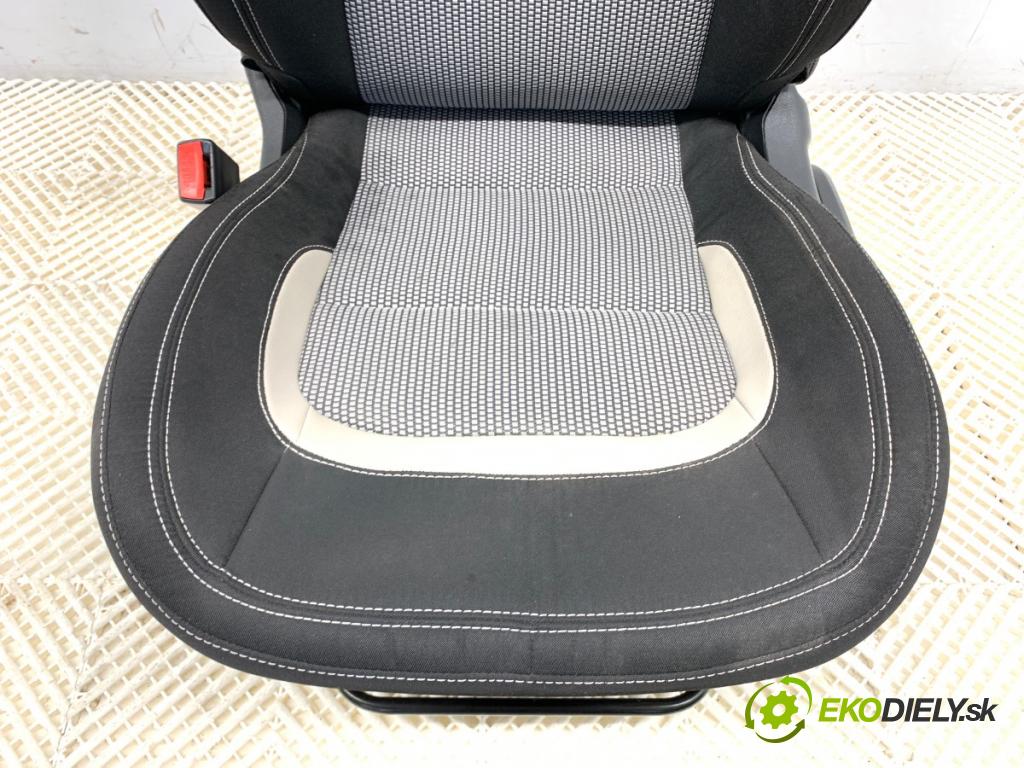 KIA CEED liftback 2013 81 kW 1.6 CRDi 110 1582 Sedadlo ľavy predný