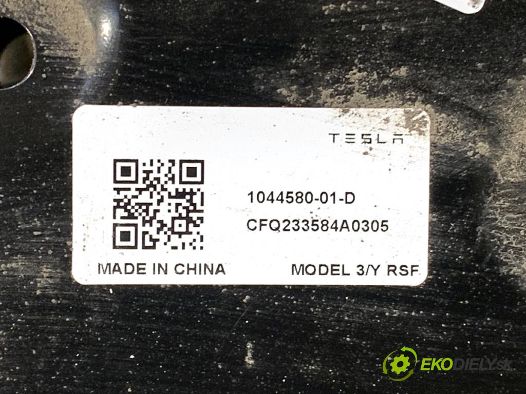TESLA MODEL Y SUV 2024 220 kW EV Výstuha zad 1044580-01-D