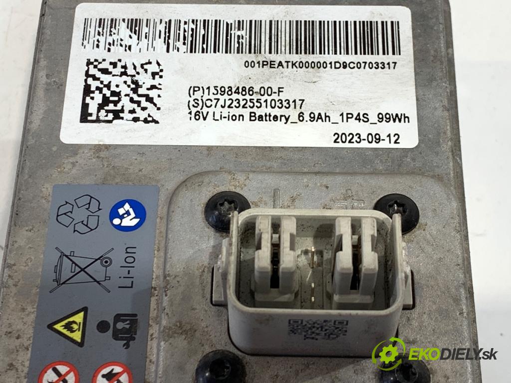 TESLA MODEL Y SUV 2024 220 kW EV  AKUMULATOR: DALŠÍ: 1598486-00-F