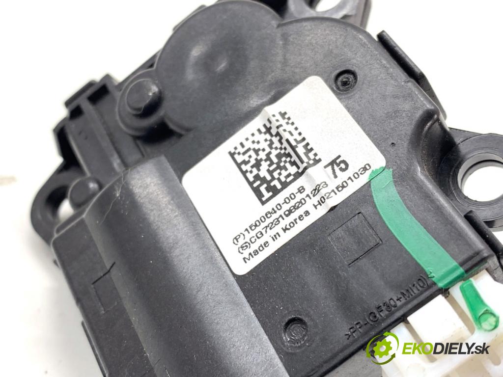 TESLA MODEL Y SUV 2024 220 kW EV Motor kúrenia 1500640-00-B
