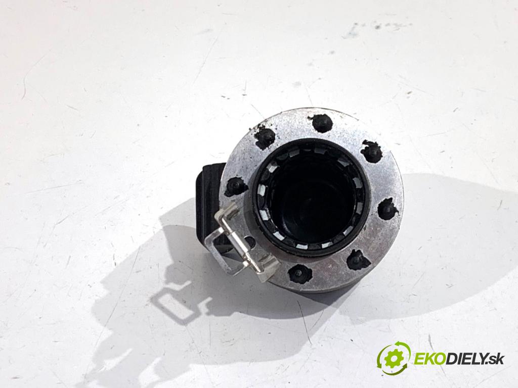 TESLA MODEL Y SUV 2024 220 kW EV  elektromagnet SOLENOID P1501100-CL-C