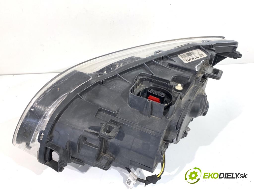 VOLVO V60 I Kombi 2017 140 kW 2.0 D4 1969 Svetlomet pravy predný 31420254
