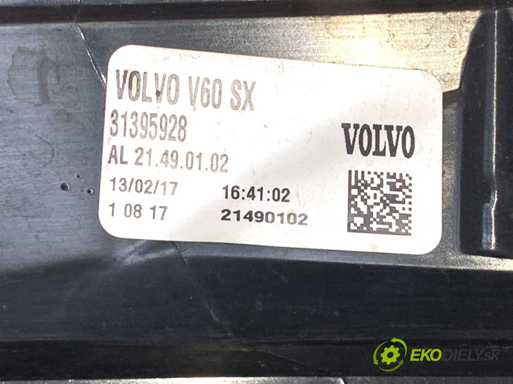 VOLVO V60 I Kombi 2017 140 kW 2.0 D4 1969 Svetlo ľavy zad 31395928