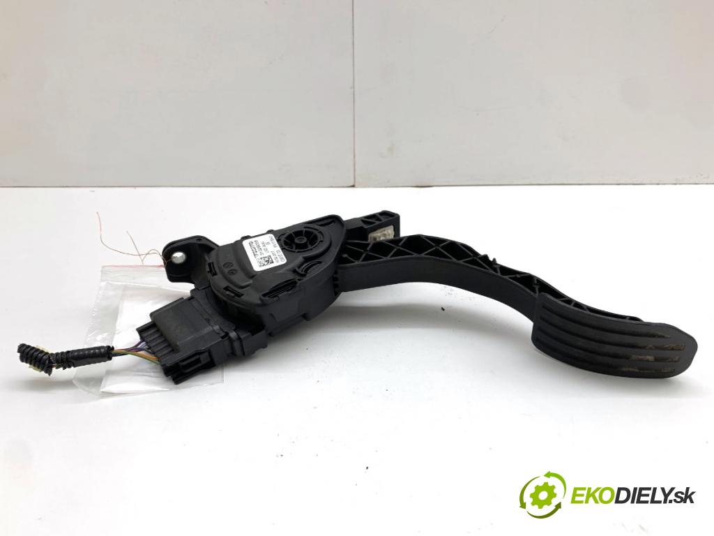 VOLVO V60 I Kombi 2017 140 kW 2.0 D4 1969 Potenciometer plynu 31329058 (Potenciometer plynového pedálu)