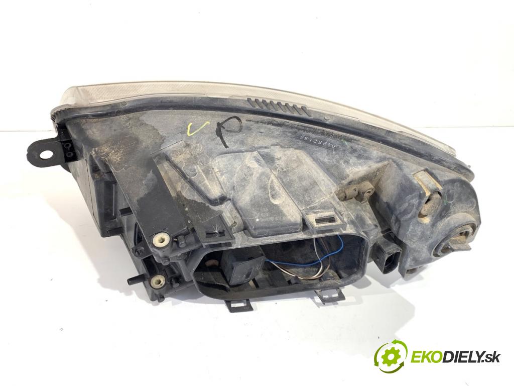 AUDI A6 C6 sedan 2006 125 kW 2.0 TFSI 1984 Svetlomet pravy predný