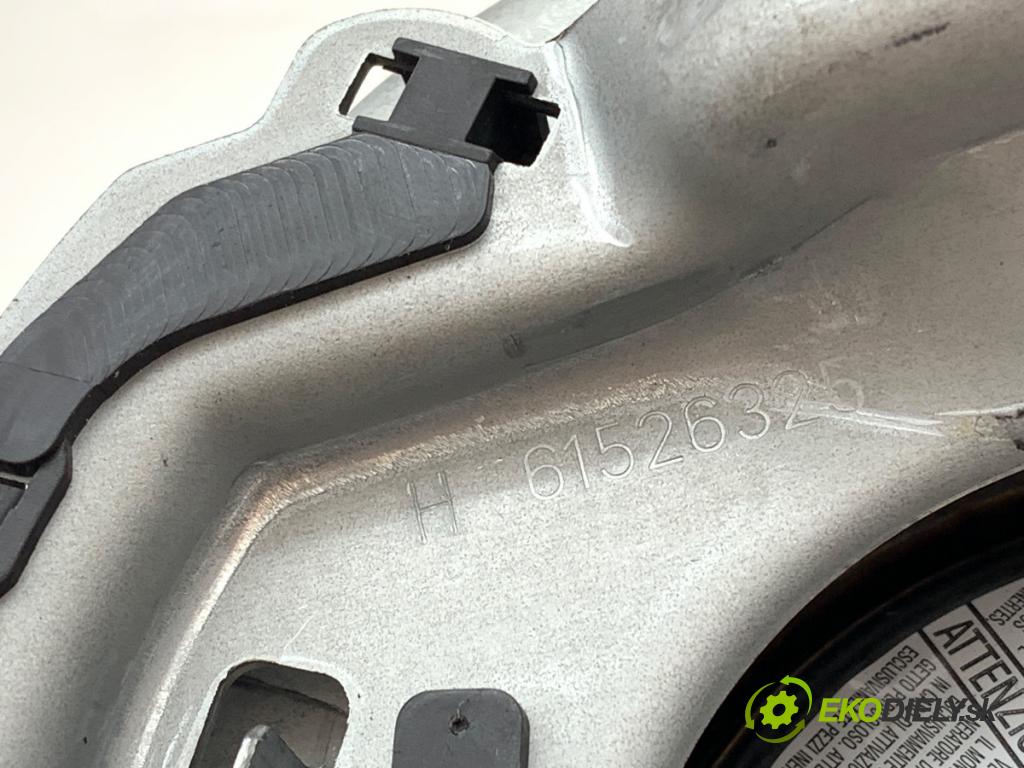 AUDI A6 C6 sedan 2006 125 kW 2.0 TFSI 1984 AirBag volantu 4F0880201AR (Airbag)