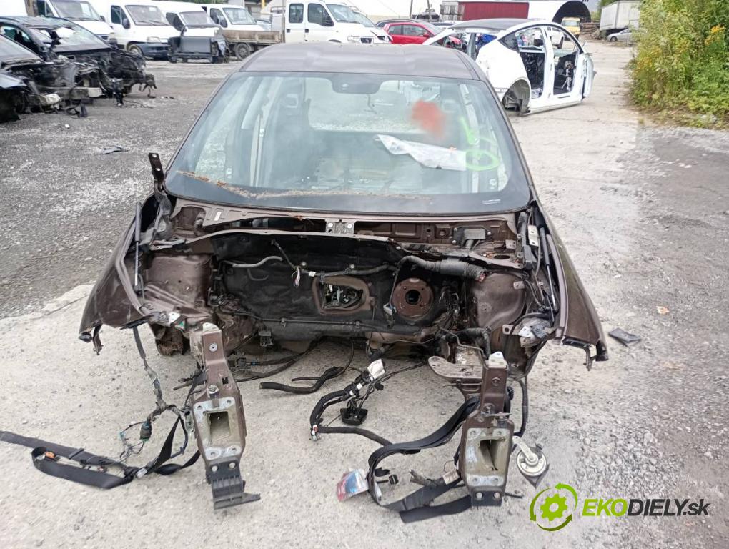 FIAT TIPO liftback 2017 70 kW 1.4 (356HXA1B) 1368 karoséria ČTVRŤÁK: Blatník prah strecha PODŁUŻNICA