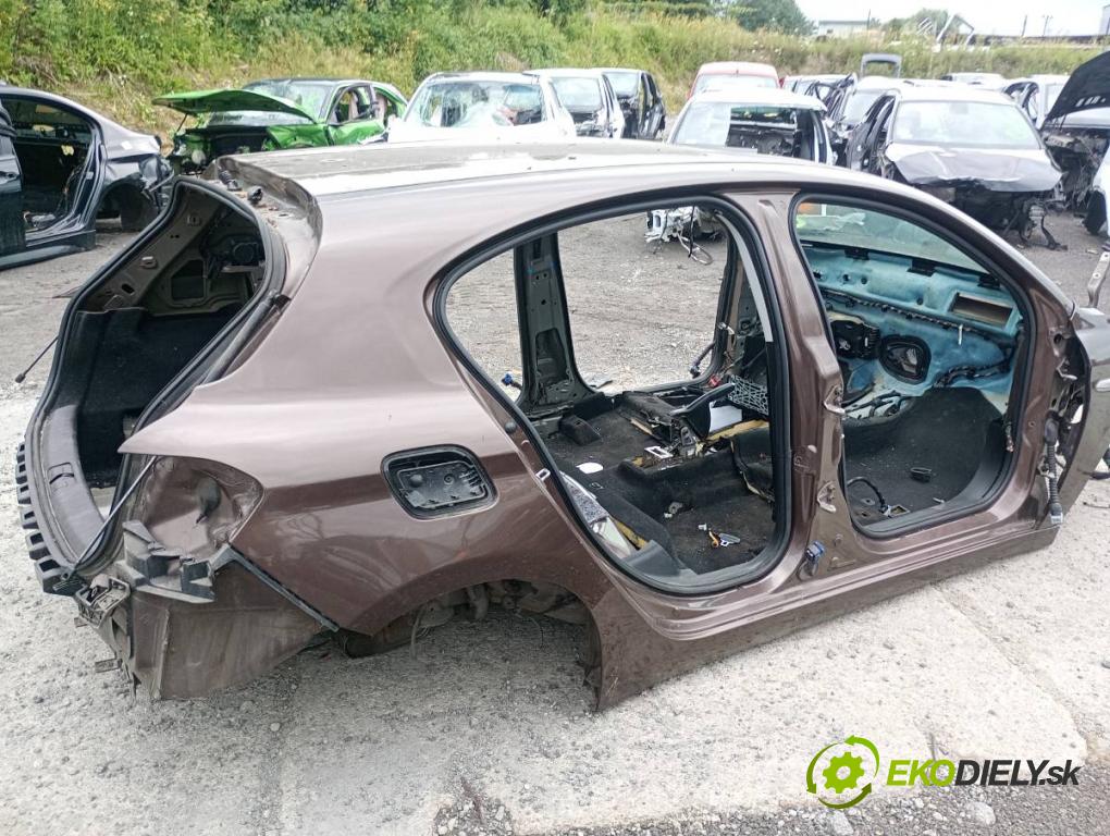 FIAT TIPO liftback 2017 70 kW 1.4 (356HXA1B) 1368 karoséria ČTVRŤÁK: Blatník prah strecha PODŁUŻNICA