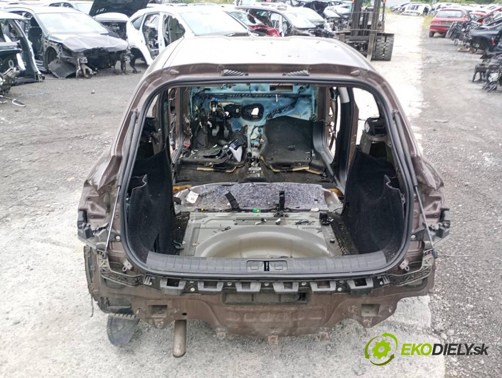 FIAT TIPO liftback 2017 70 kW 1.4 (356HXA1B) 1368 karoséria ČTVRŤÁK: Blatník prah strecha PODŁUŻNICA