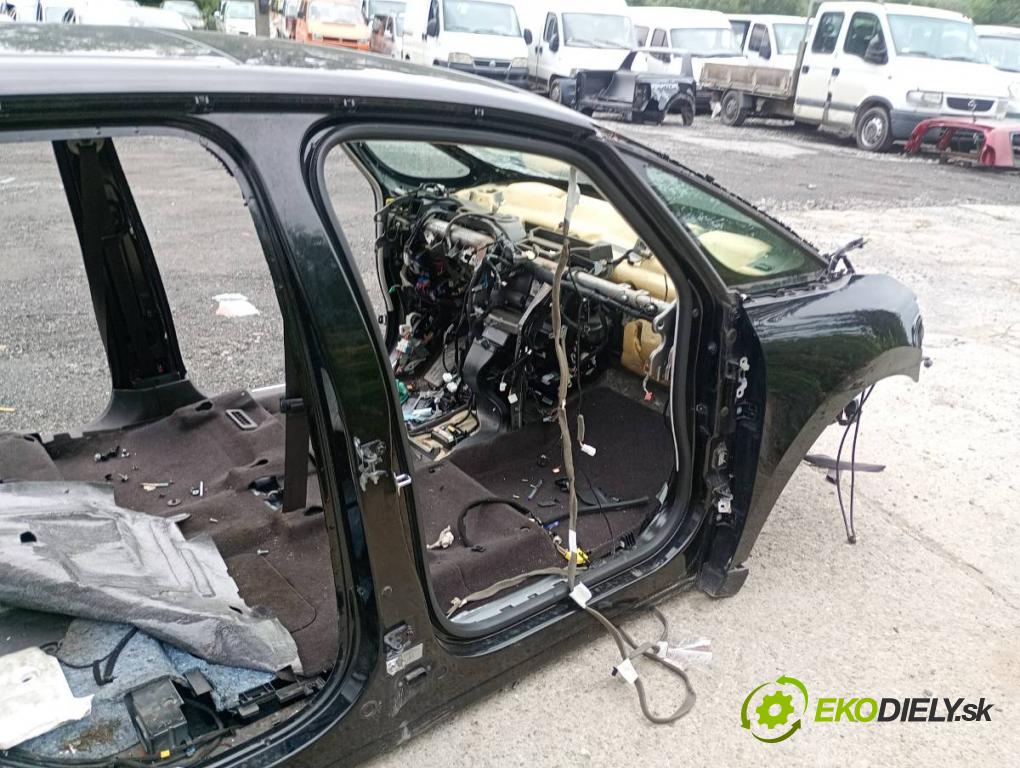 RENAULT ESPACE V nadwozie wielkoprzestrzenne (MPV) 2017 118 kW 1.6 dCi 160 1598 karoséria ČTVRŤÁK: Blatník prah strecha PODŁUŻNICA