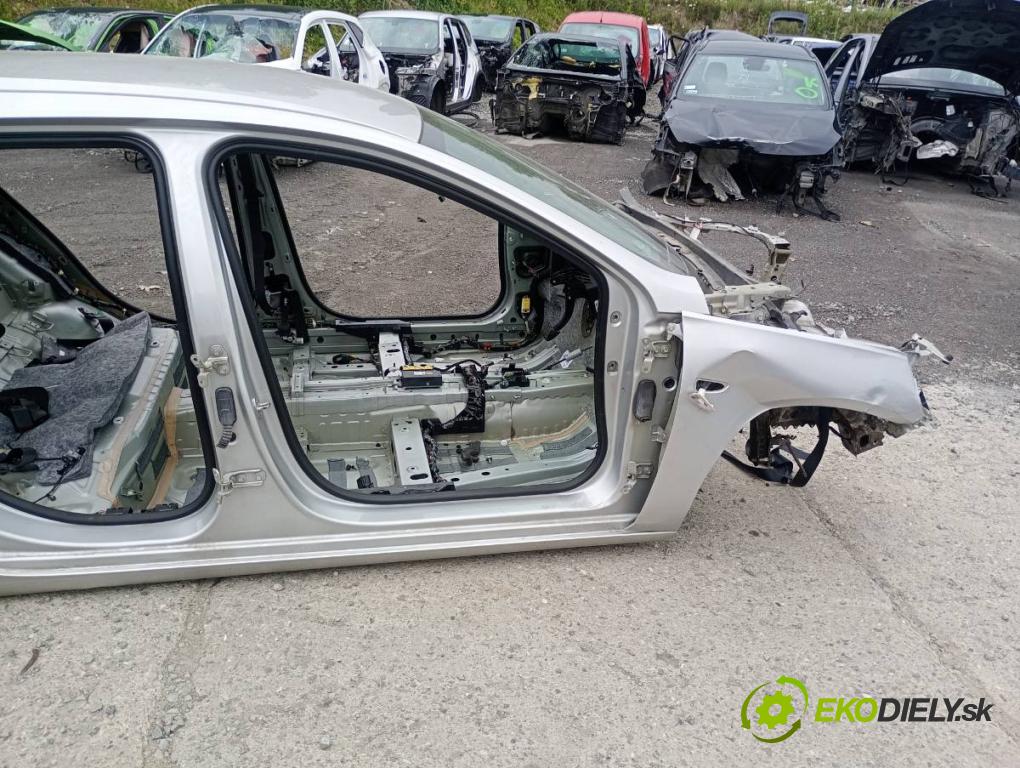 OPEL INSIGNIA B Kombi 2021 128 kW 2.0 CDTi (35) 1995 karoséria ČTVRŤÁK: Blatník prah strecha PODŁUŻNICA