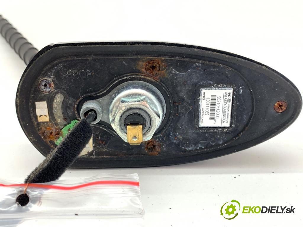 KIA CEED liftback 2013 81 kW 1.6 CRDi 110 1582 ANTENA 96210-A2000