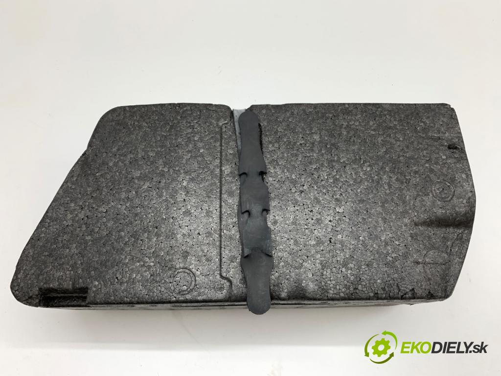 VW GOLF VII Kombi 2015 77 kW 1.6 TDI 1598 Súprava náradia 5G0012115AB