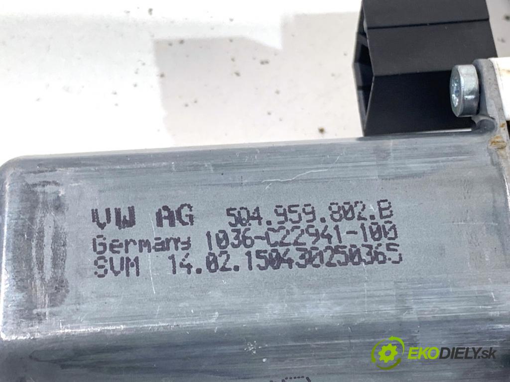 VW GOLF VII Kombi 2015 77 kW 1.6 TDI 1598 mechanismus okna pravý přední část 5G4837462H