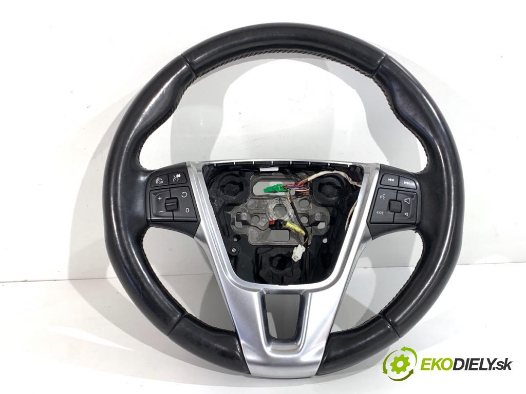 VOLVO V60 I Kombi 2017 140 kW 2.0 D4 1969 volant P31332536 (Volant)