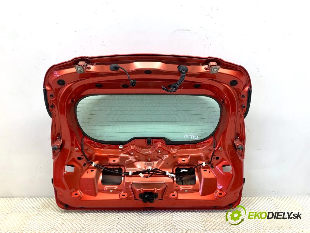 RENAULT CLIO IV liftback 2013 54 kW 1.2 16V 1149 kapota zad TENNP