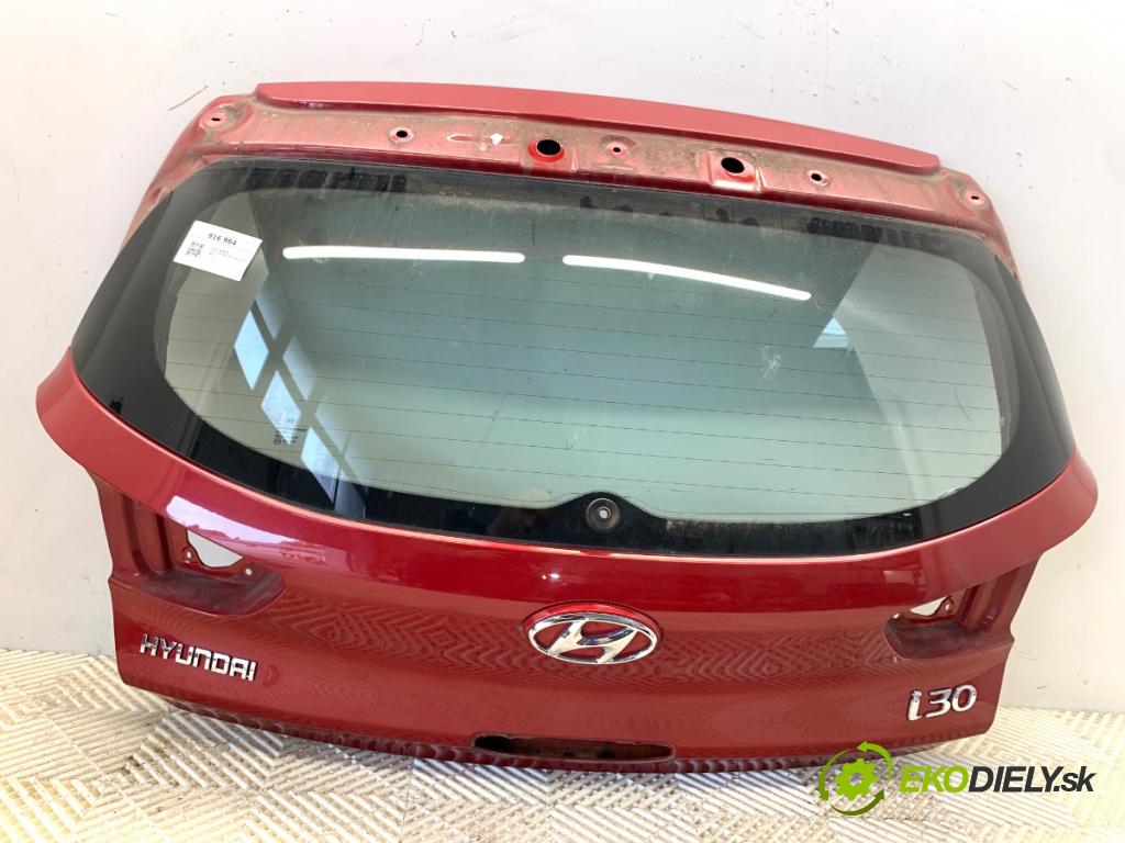 HYUNDAI i30 liftback 2020 74 kW 1.4 MPI 1368 kapota zad PR2