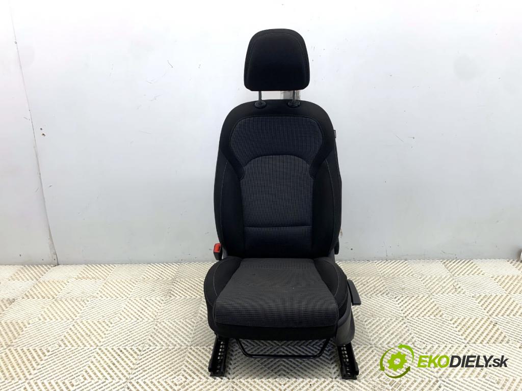 HYUNDAI i30 liftback 2020 74 kW 1.4 MPI 1368 Sedadlo ľavy predný 