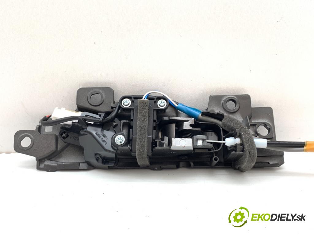 LEXUS NX SUV 2024 179 kW 350h (AAZH20) 2487 klika vnitřní pravý přední část 69070-78011