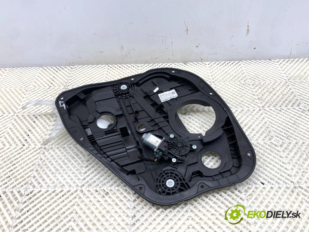HYUNDAI i30 liftback 2020 74 kW 1.4 MPI 1368 Mechanizmus okna ľavy zad 83470-G4020
