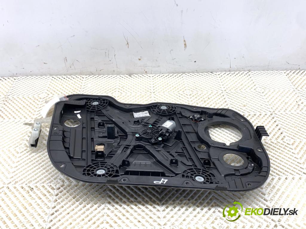 HYUNDAI i30 liftback 2020 74 kW 1.4 MPI 1368 Mechanizmus okna ľavy predný 82470-G4120