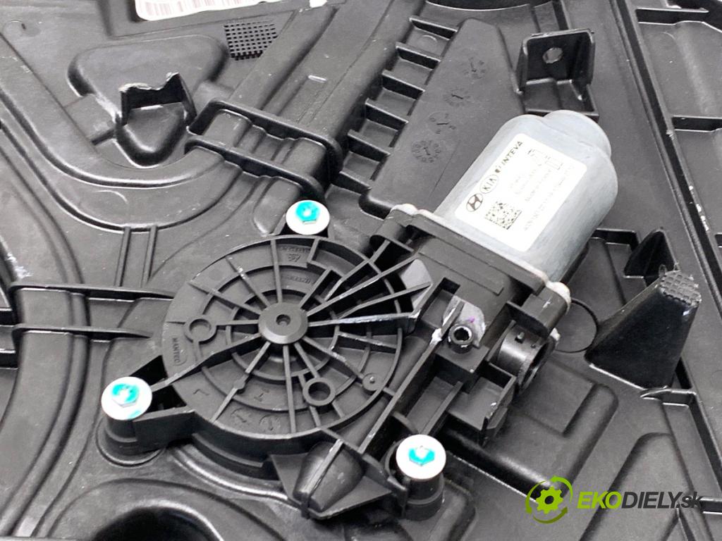 HYUNDAI i30 liftback 2020 74 kW 1.4 MPI 1368 Mechanizmus okna ľavy predný 82470-G4120