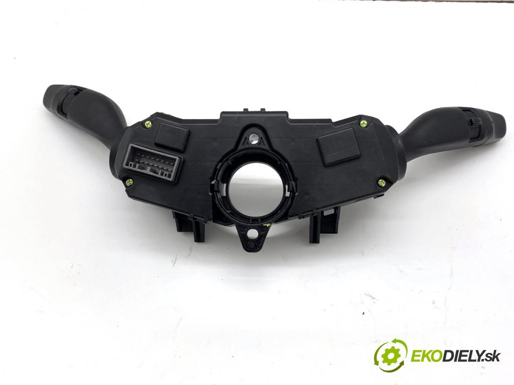 HYUNDAI i30 liftback 2020 74 kW 1.4 MPI 1368 Prepínač kombinovaný 93404G4850 (Prepínacie páčky pod volantom)