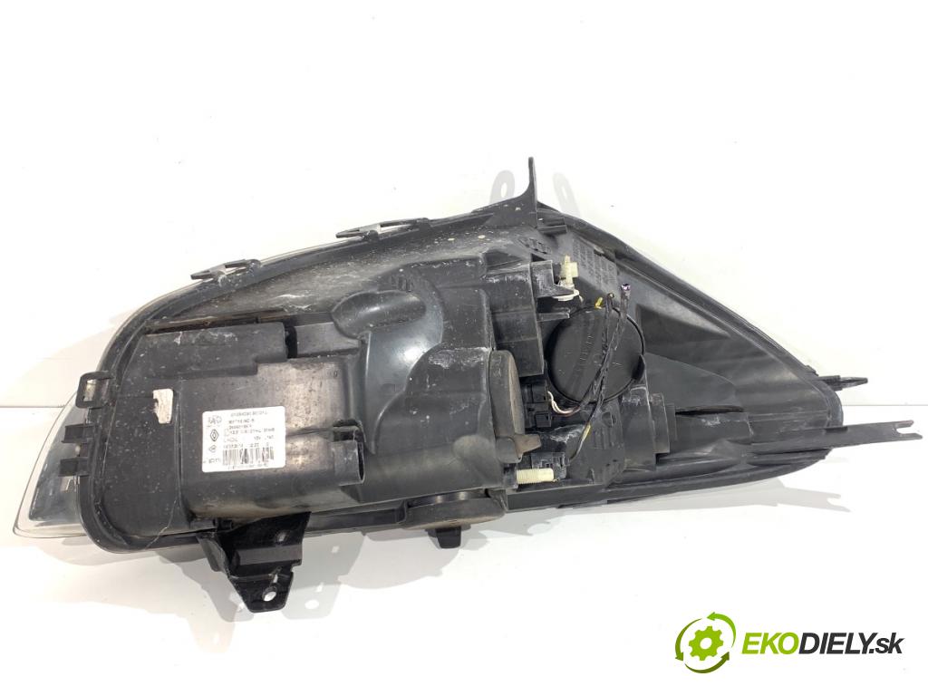 RENAULT CLIO IV liftback 2013 54 kW 1.2 16V 1149 Svetlomet ľavy predný 260601850R