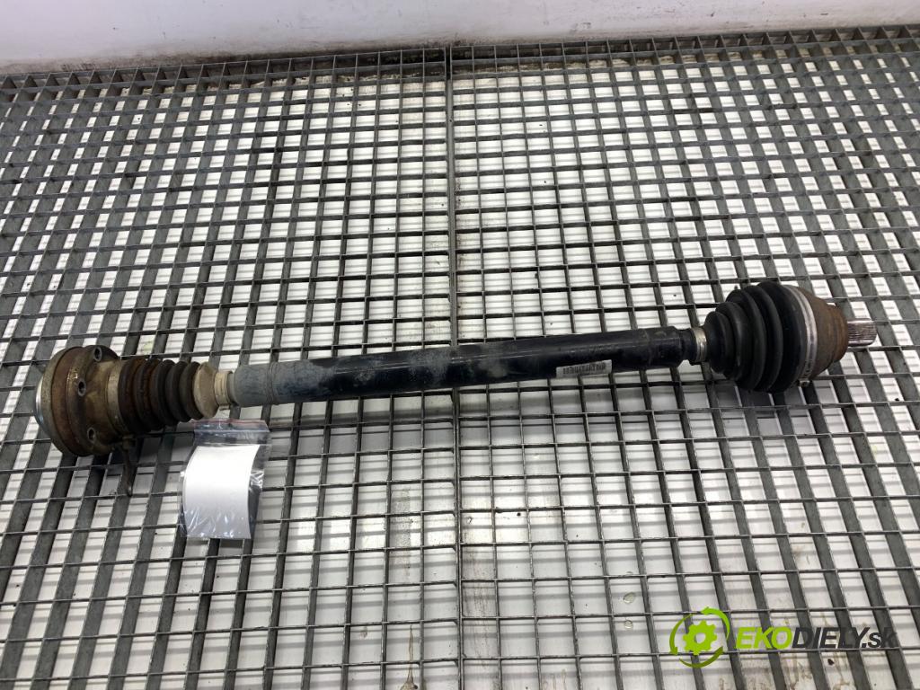VW PASSAT B8 Kombi 2019 110 kW 2.0 TDI 1968 Poloos pravy predný 3Q0407272C