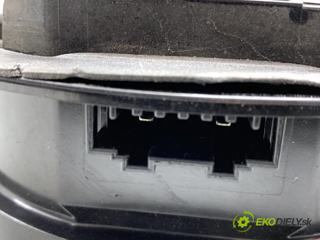 VW PASSAT B8 Kombi 2019 110 kW 2.0 TDI 1968 reproduktor predný pravy 3G0035454