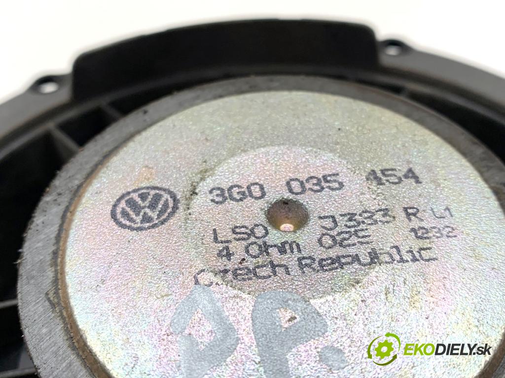 VW PASSAT B8 Kombi 2019 110 kW 2.0 TDI 1968 reproduktor predný pravy 3G0035454