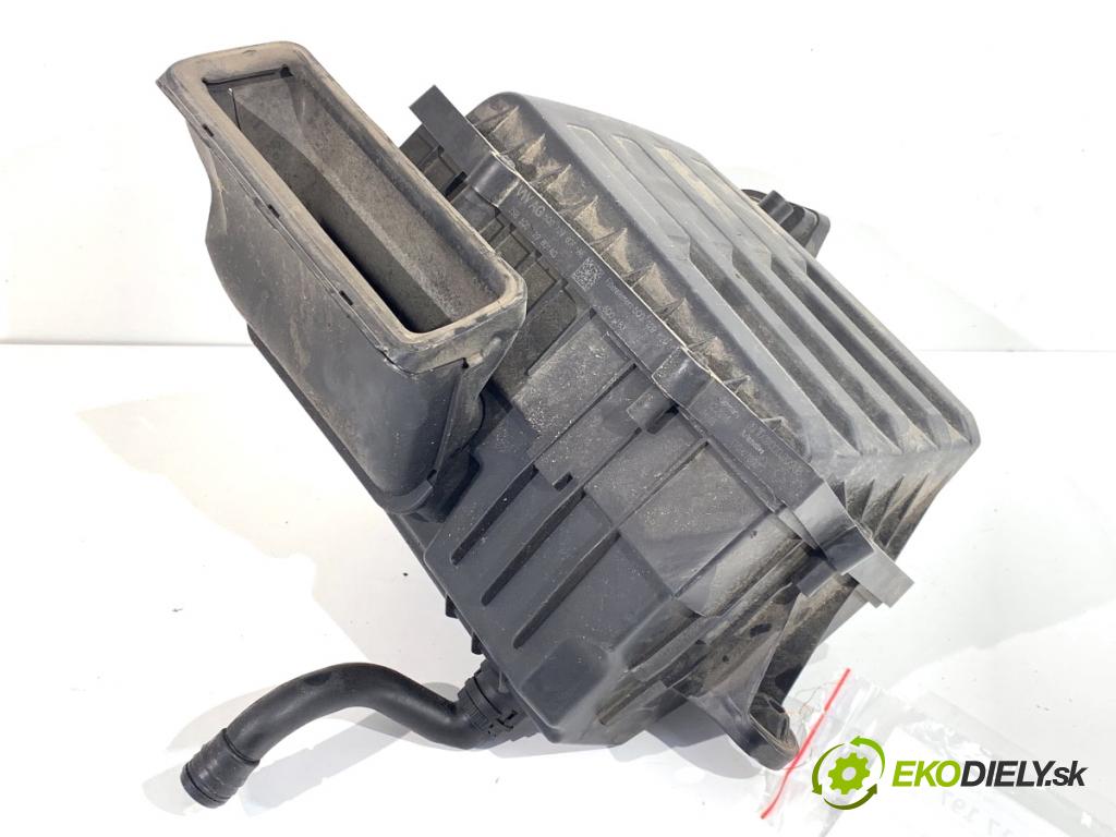 VW GOLF VII Kombi 2015 77 kW 1.6 TDI 1598 Obal filtra vzduchu 5Q0129607AE (Obal vzduchového filtra)