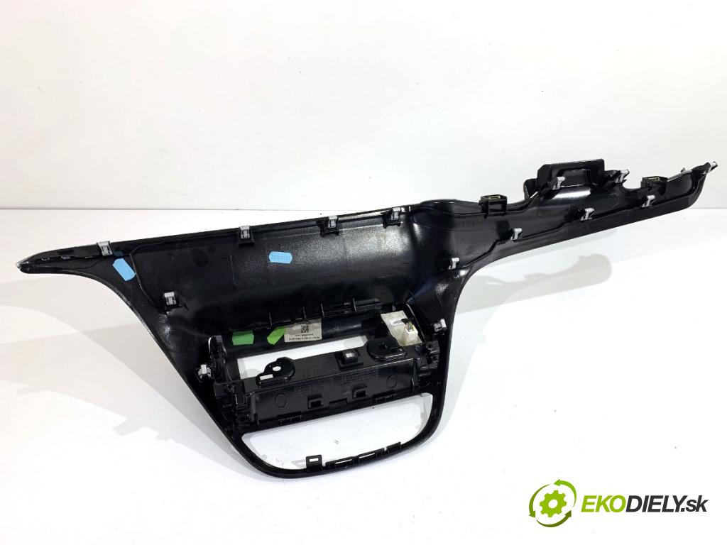 PEUGEOT 2008 I SUV 2018 60 kW 1.2 VTi 1199 lišty kryt 9673830077 (Lišta)