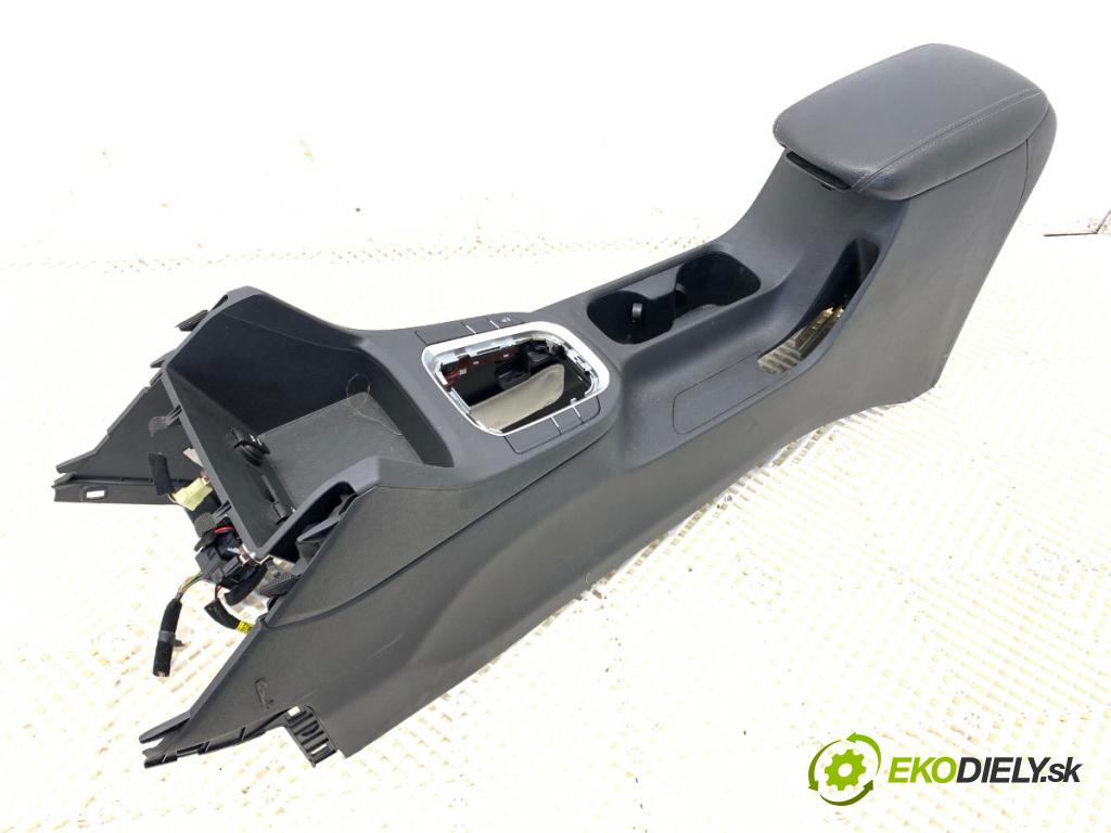 HYUNDAI i30 liftback 2020 74 kW 1.4 MPI 1368 Tunel stredový  (Stredový tunel)