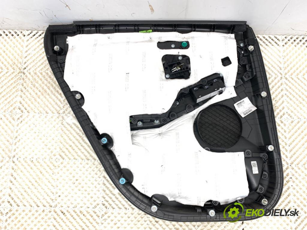 HYUNDAI i30 liftback 2020 74 kW 1.4 MPI 1368 čalúnenie Dvere pravy zad