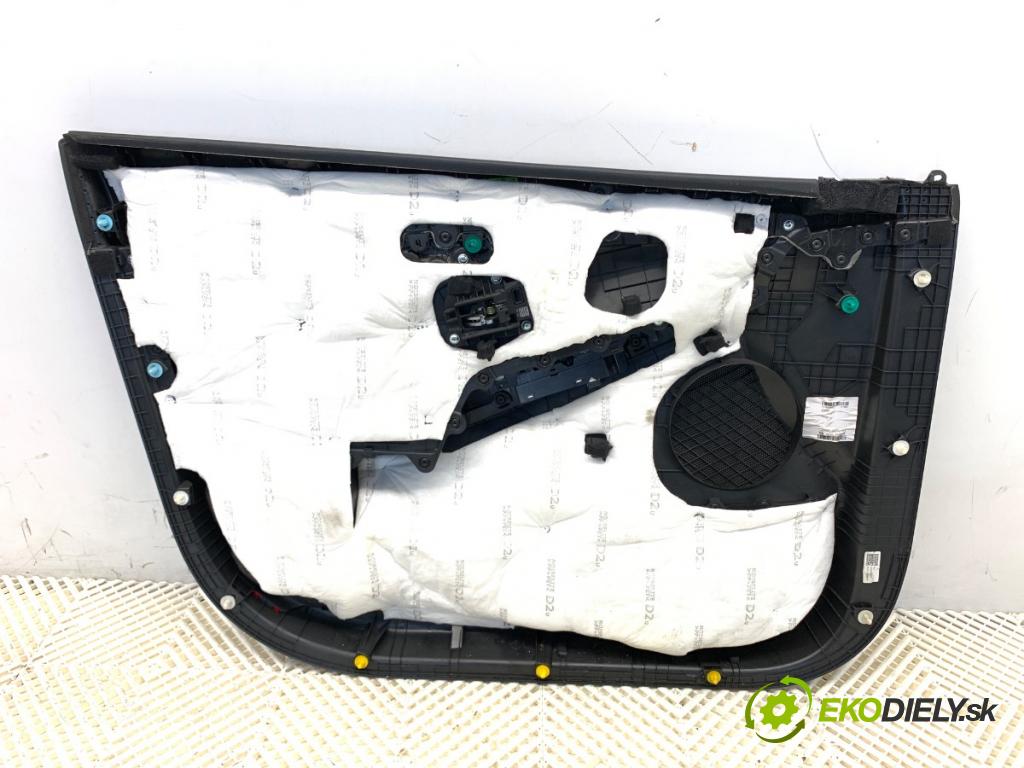 HYUNDAI i30 liftback 2020 74 kW 1.4 MPI 1368 čalúnenie Dvere pravy predný