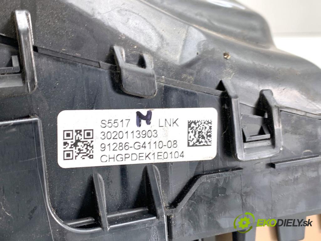 HYUNDAI i30 liftback 2020 74 kW 1.4 MPI 1368 skříňka poistková 91286-G4110 (Pojistková skříňka)